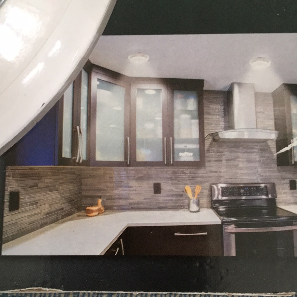 Ceiling Light With Remote Control - Picture 6 of 6